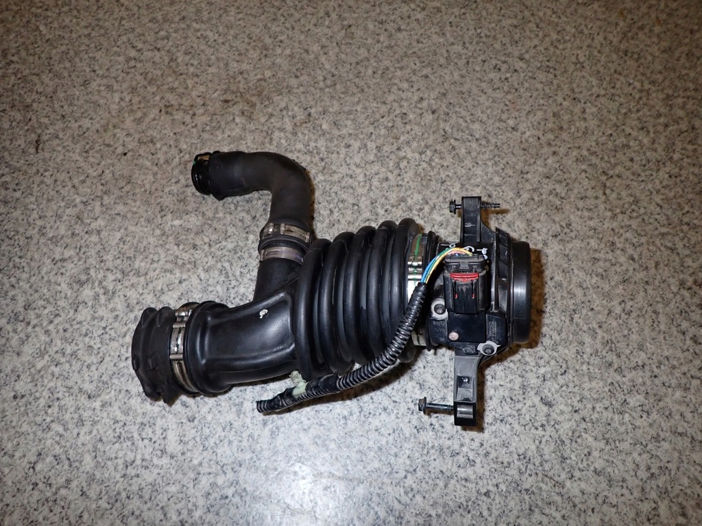 фото №1, Mazda3 mazda 3 bl 08- 1,6 дизель труба повітря витратомір