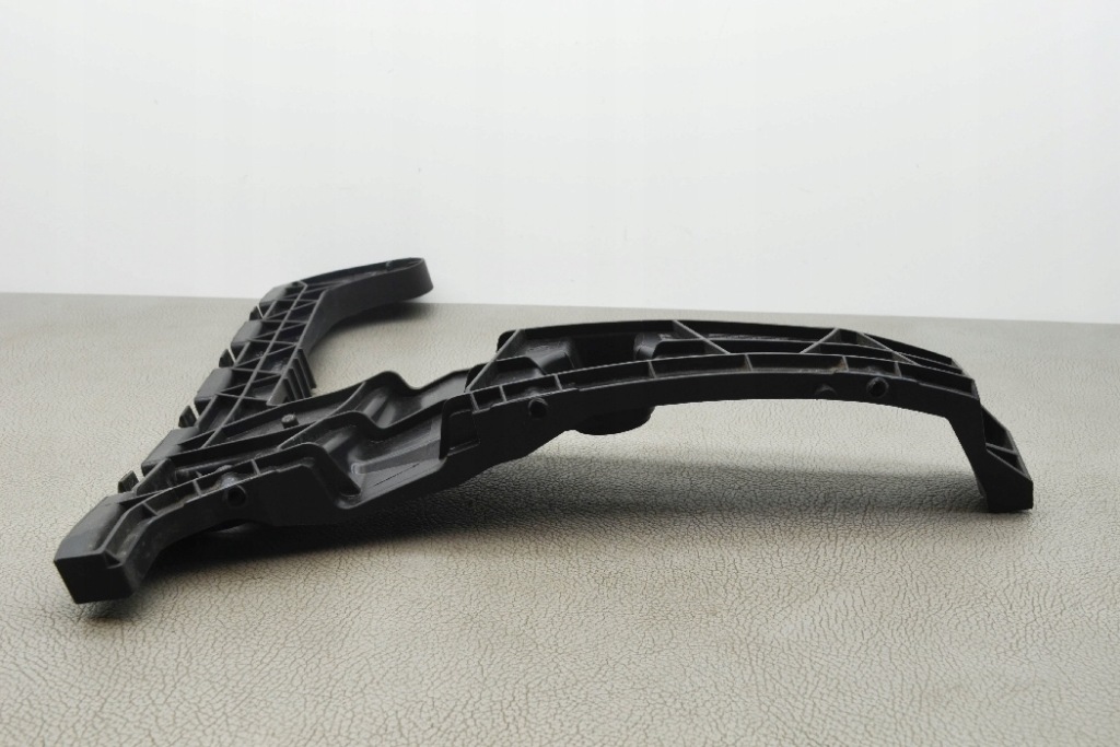 фото №8, Левый направляющая заднего бампера audi a5 sportback f5a 8w6807453 2.0l бензиновый