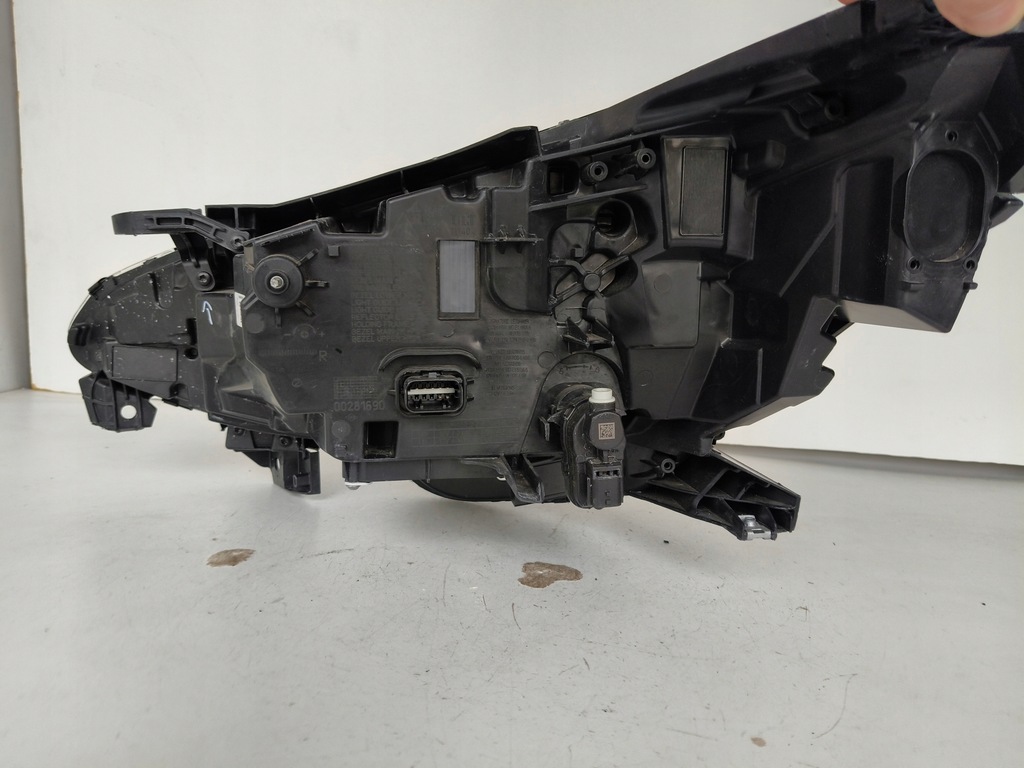 фото №5, Лампа правая фара renault clio 19- v full led