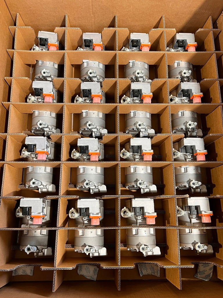 Компрессор кондиционера 3gd816803d nowa оригинальная vw volkswagen hurt 20 szt с Разборки