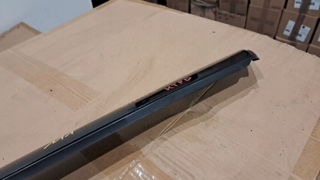 фото №7, Citroen c4 grand picasso ii правая молдинг стекло лобовое ktpd 9801489780