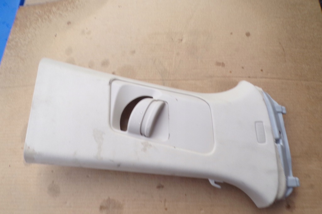 Купить Защита стойка правая 760867244d vw touareg iii