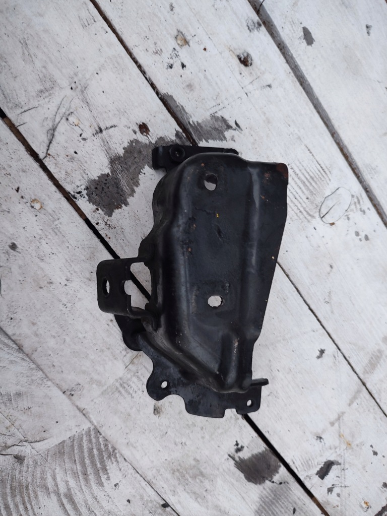 фото №1, Кронштейн двигуна volvo v50 s40 ii 2.0 d 536643a