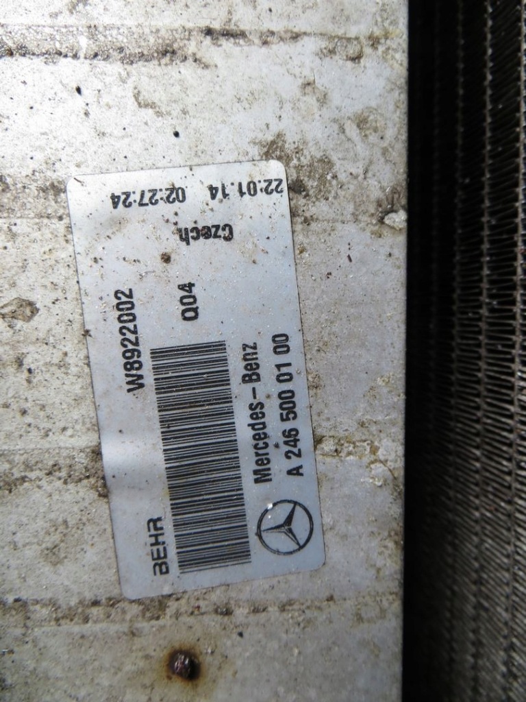 Mercedes cla w117 c117 1.6bt радіатор вентилятор комплект  12- Оригінал