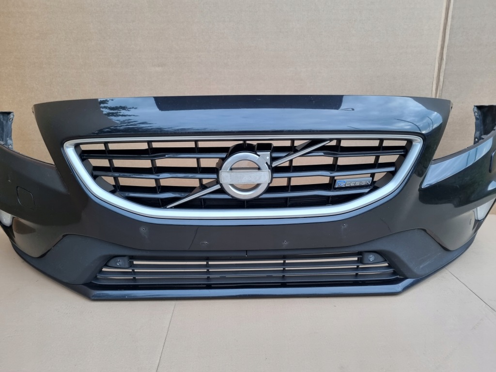 фото №3, Volvo v40 r-design бампер передній kompletny 452