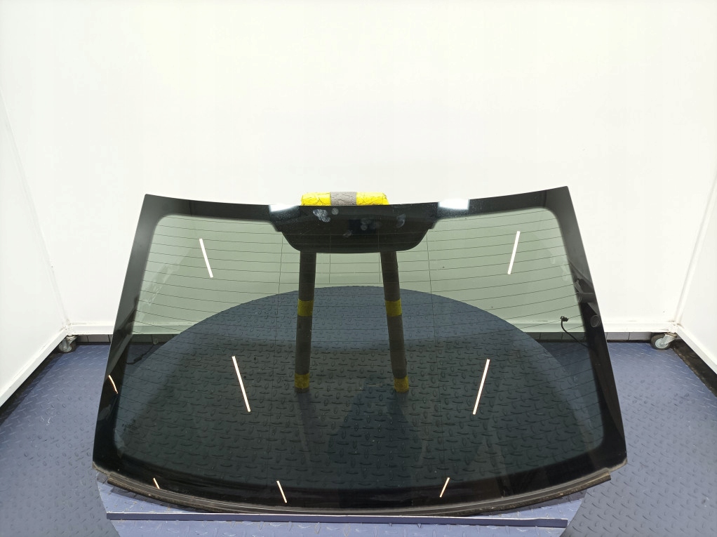 фото №1, Bmw 3 g20 sedan скло тонована задня задня