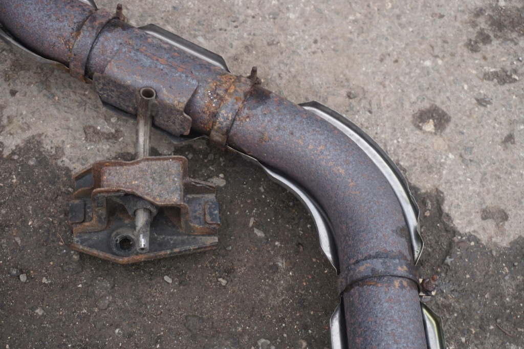 Infiniti q50 2015r система випускний гасник кінцевий середній 2.2d 201004ga0d Доставка