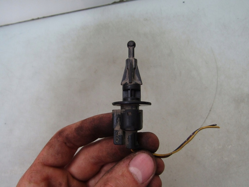 фото №2, Mazda 5 06r датчик температуры наружной наружной