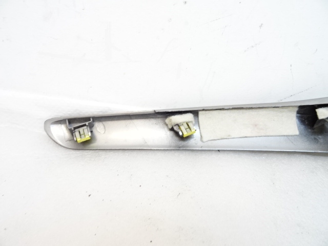 фото №11, Renault kadjar ліва молдинг декоративна тунель середнього