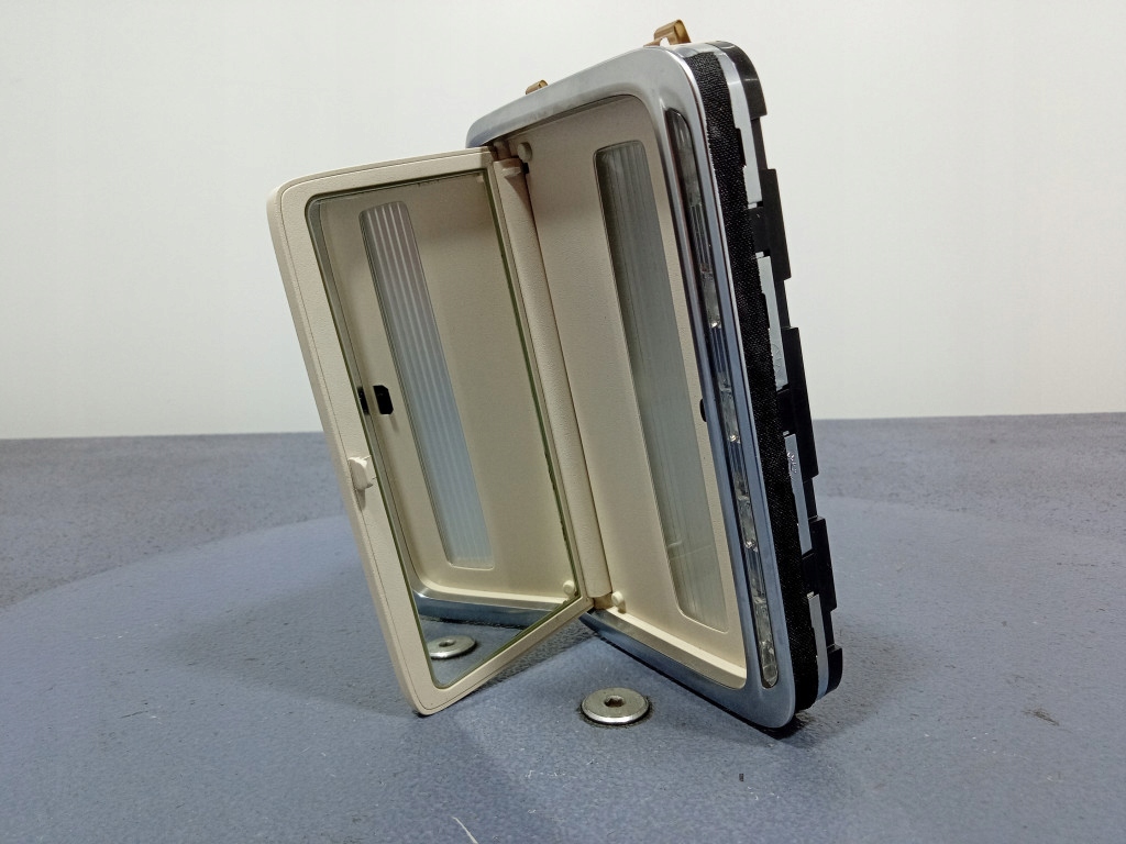 фото №7, Mercedes s klasa w222 long ліхтарі внутрішнє стельовий задня дзеркало