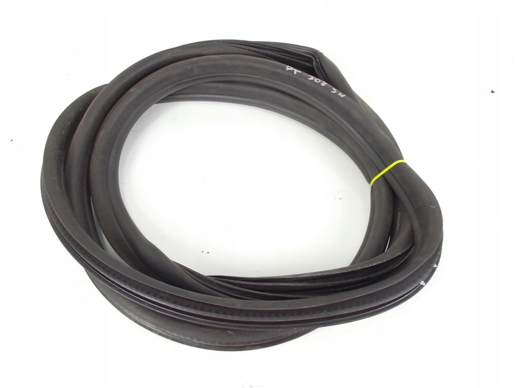 фото №1, Прокладка дверь правый задняя peugeot 308 1,6 vti