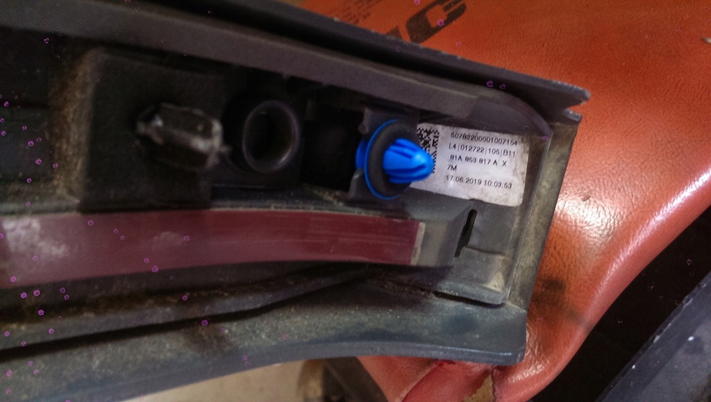 фото №9, Молдинг крила лівий задня audi q2 81a853817a