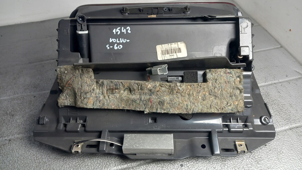 фото №4, Бардачок пасажира volvo s60 02r sedan 2.4d5 00-04r