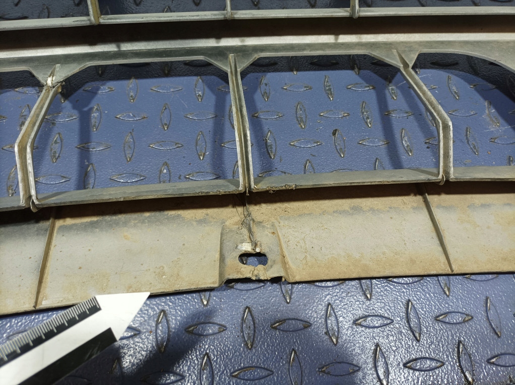 фото №15, Suzuki grand vitara i 98- бампер перед передний