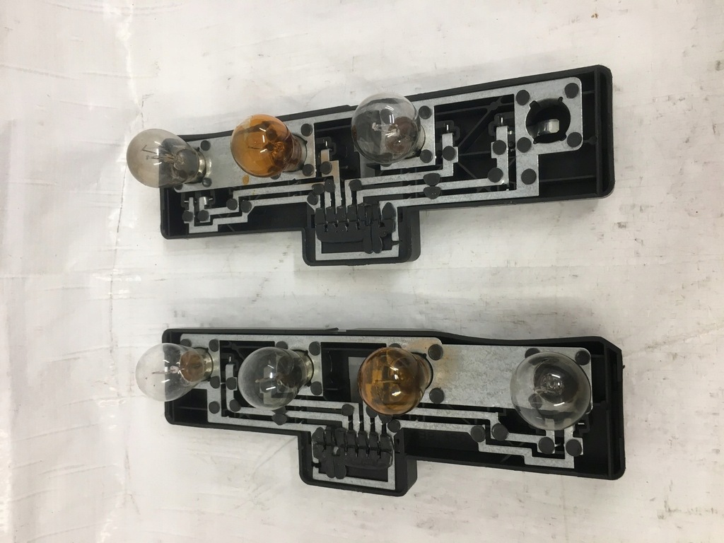 фото №10, Вкладыш лампы правый левый задняя octavia i 1 lift kombi eu