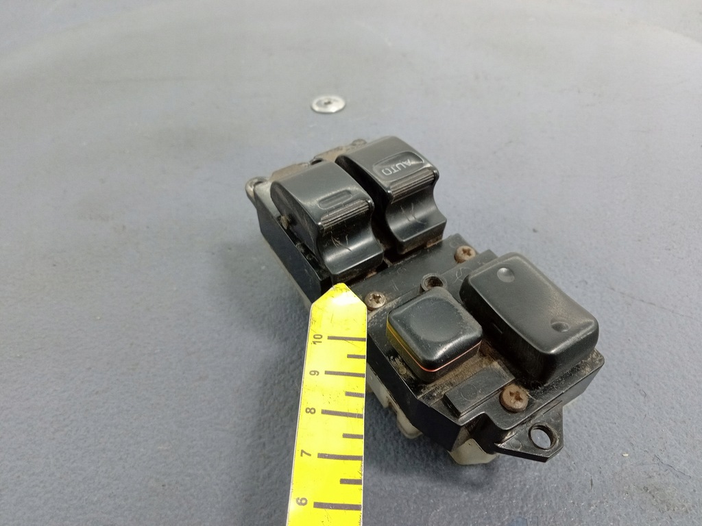 фото №8, Toyota rav 4 i 94- панель окон левый перед