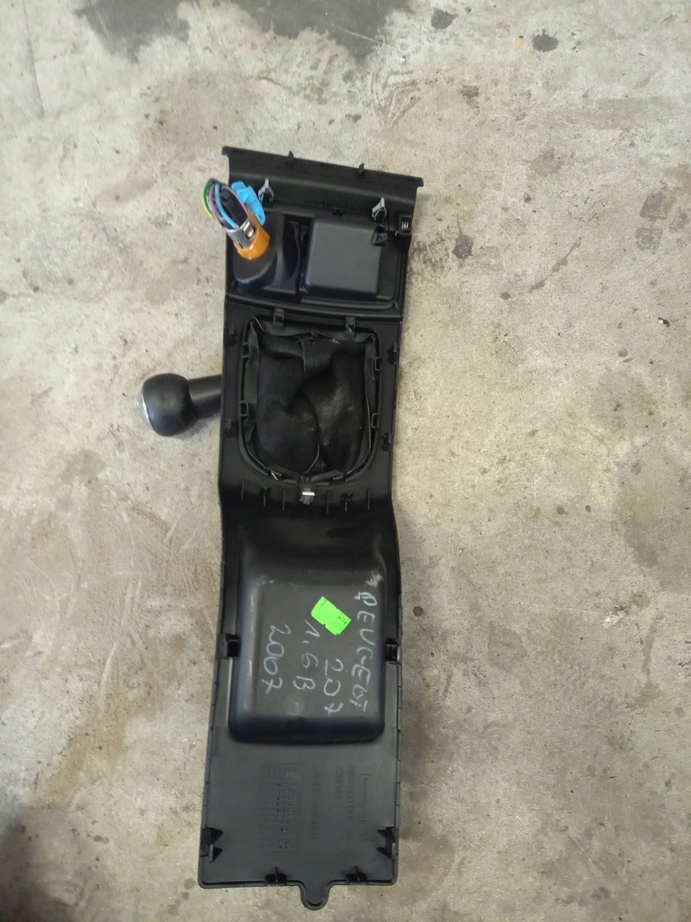 фото №7, Peugeot 207 2008 панель пепельницы передней туннель среднего 9651921177