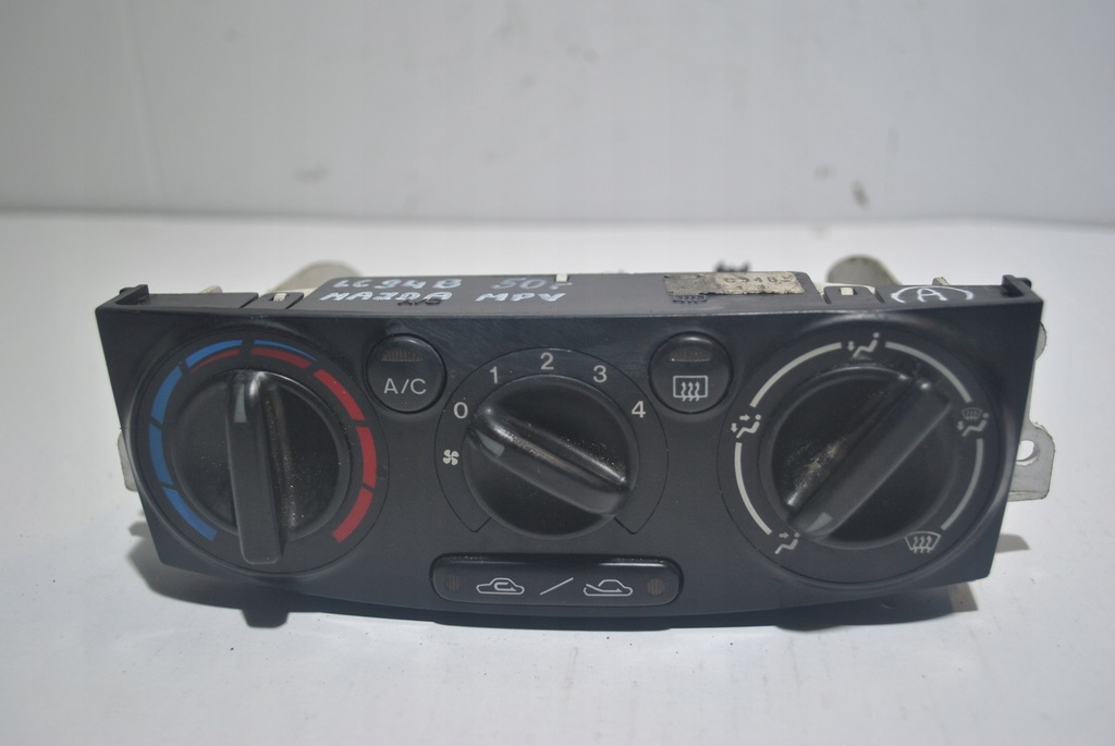фото №1, Панель керування вентиляція mazda mpv lc94b