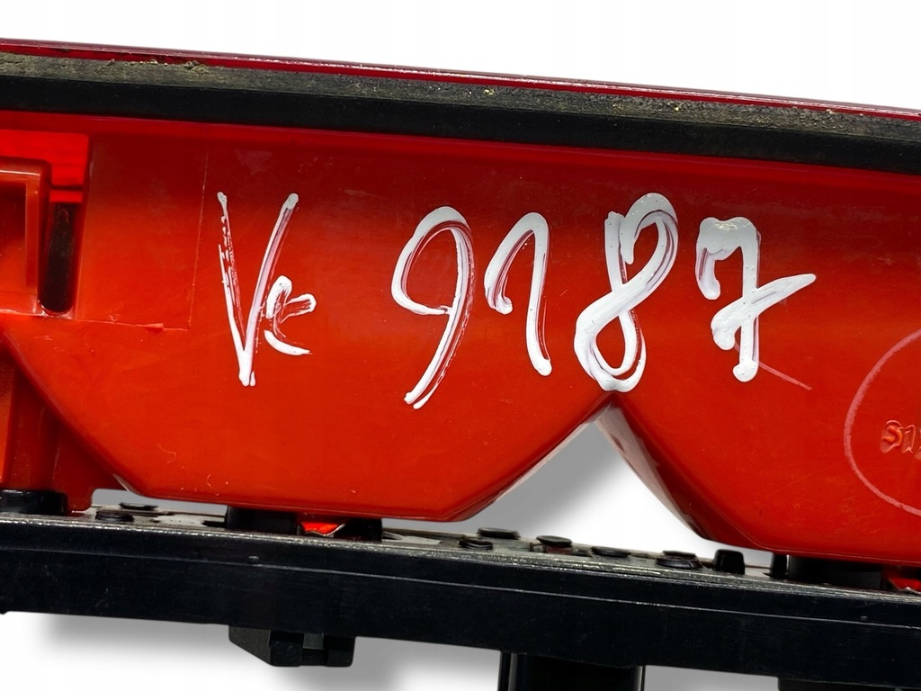 фото №6, Suzuki alto 1000cm3 2011 третий свет стоп хэтчбек