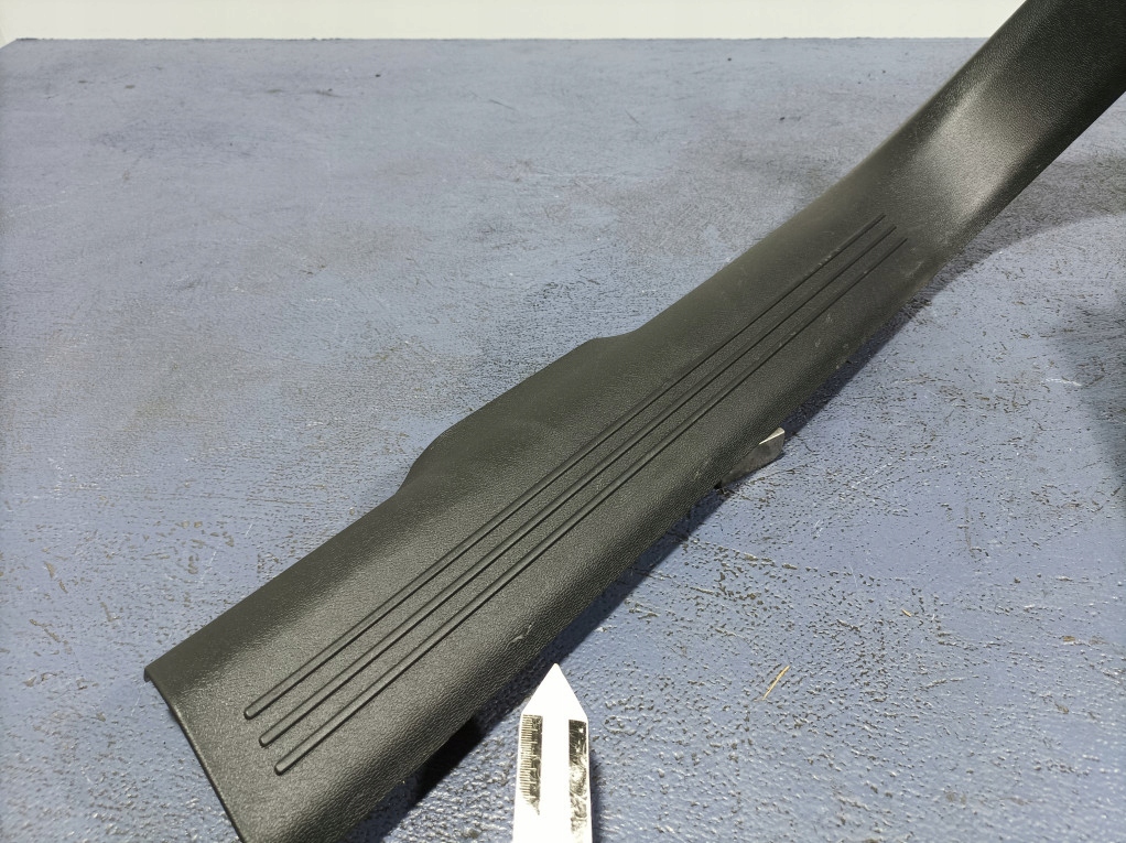 фото №8, Volvo xc40 i lift комплект захист накладки бокових bok правий 31457497