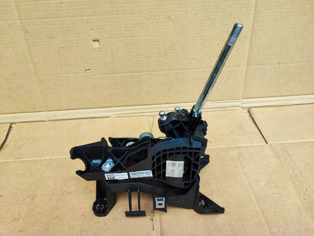 фото №1, Ford mondeo mk5 2.0 tdci вибірник передач домкрат