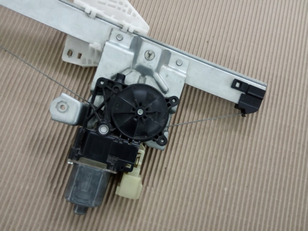 фото №8, Ford kuga mk2 2013-19- mech. підйому скло pt