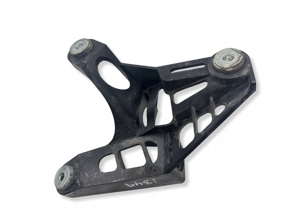 Seat ateca 2020 кронштейн тросы переключения передач 1k0711789g Недорого