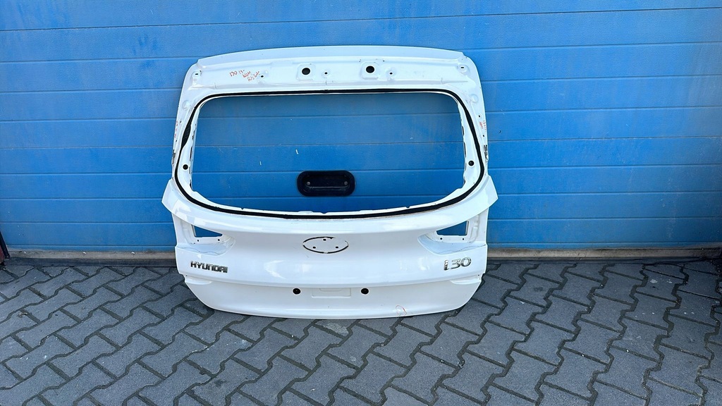 фото №1, Hyundai i30 2017- крышка багажника задняя задняя kombi
