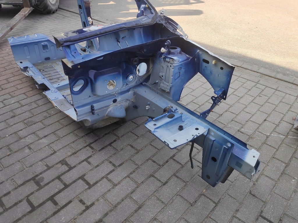 фото №4, Чверть підкрилок лонжерон лівий перед поріг блок двигуна b dacia sandero ii 2