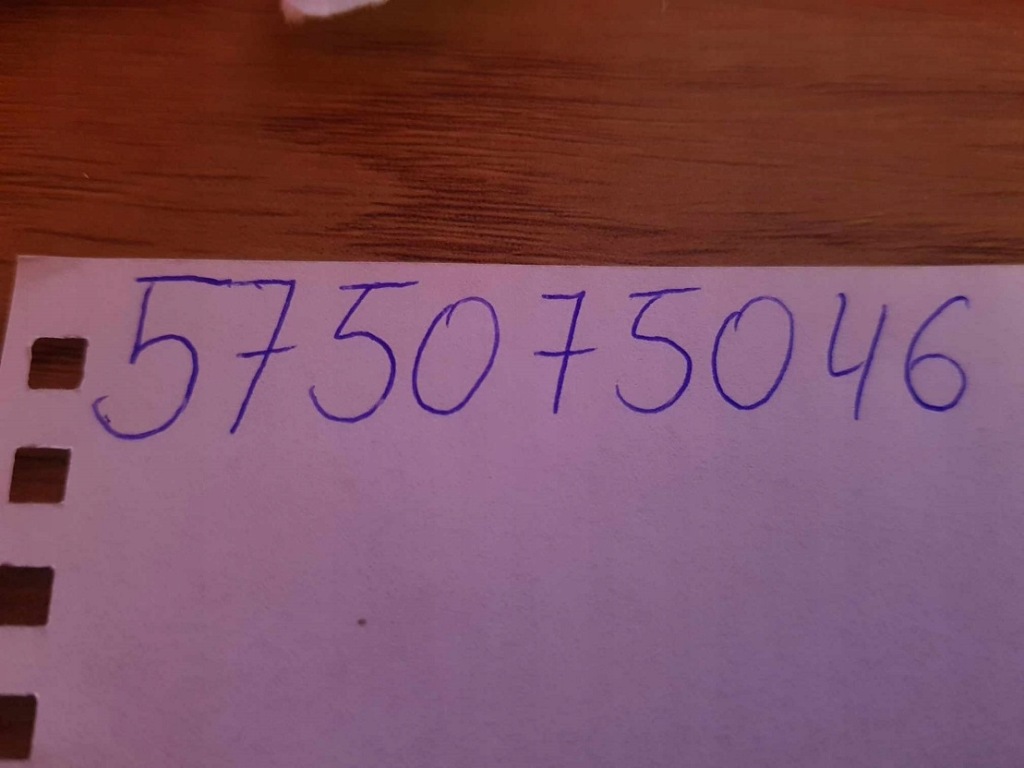 фото №9, Kia carens iv lift 16- бампер перед передній решітка права перед