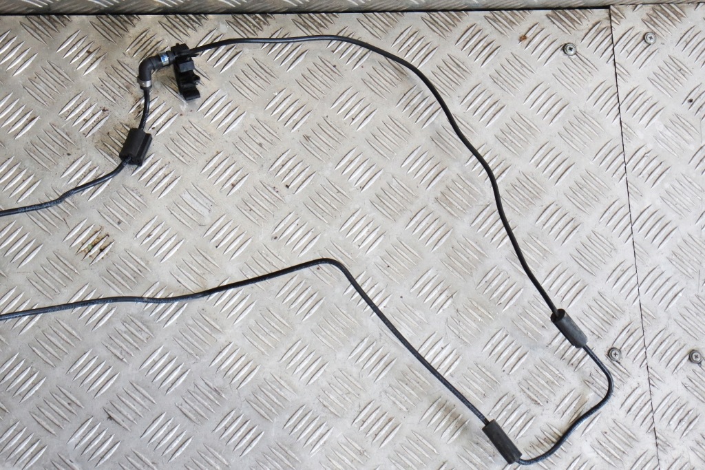 Шланг труба топлива mercedes w463/4 a4634708100 m70 m91 m68 в Украине