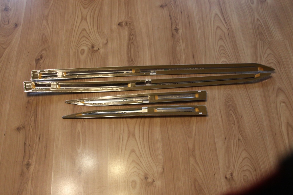 Накладки хром двері lexus ux комплект оригінал Доставка