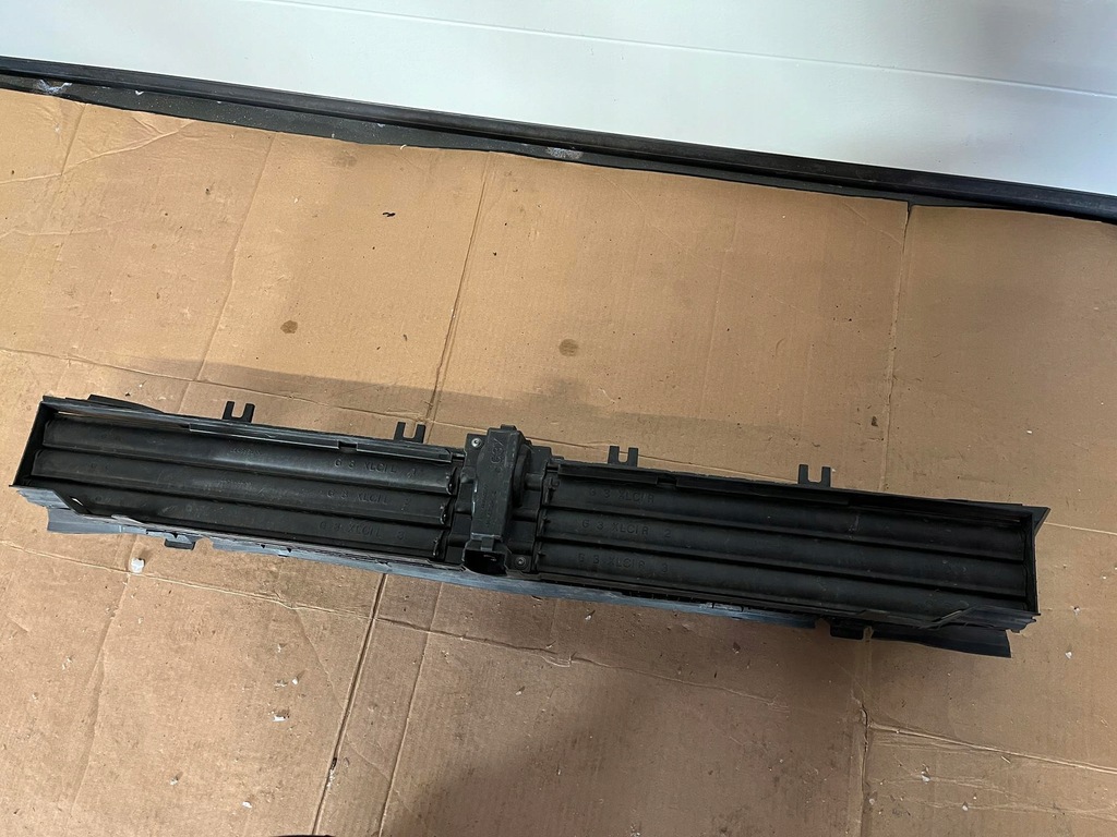 фото №6, Жалюзи впуск нижний воздуховод воздуха bmw 5 g30 lci lift