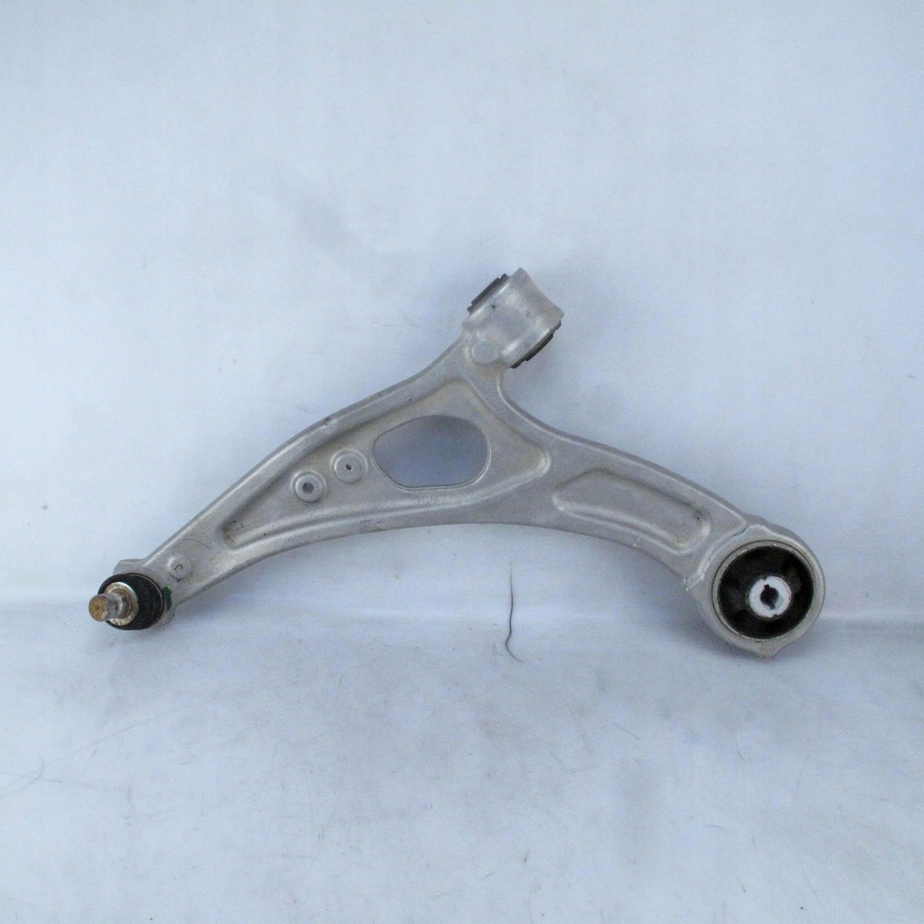 фото №1, Ford kuga ii 2020 нижний рычаг передний