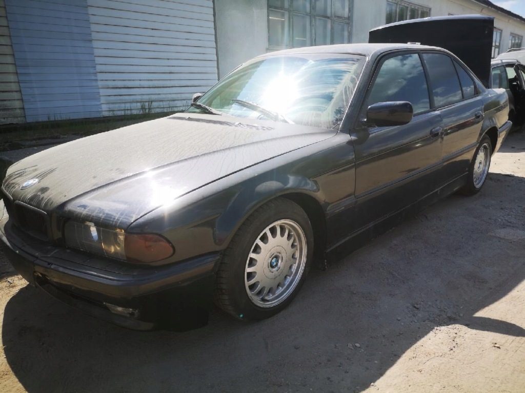 Bmw 7-series коробка предохранителей 1997 2.5l Недорого