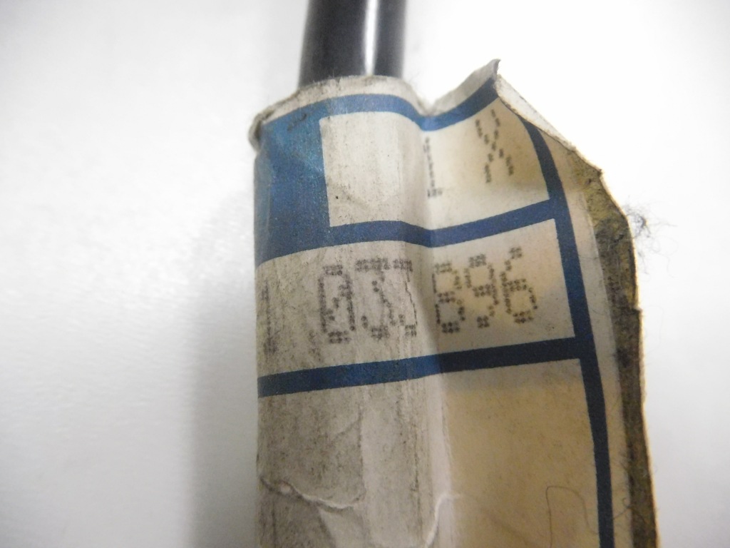 Шланг вакууму od підсилювач гальм ford escort оригінальний номер 1033896 Недорого