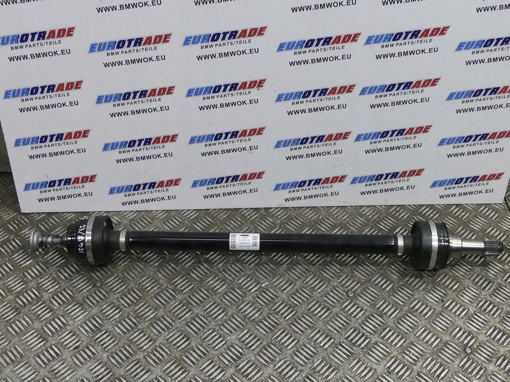 фото №1, Bmw 8 g16 840ix приводной вал задняя правая 8691594