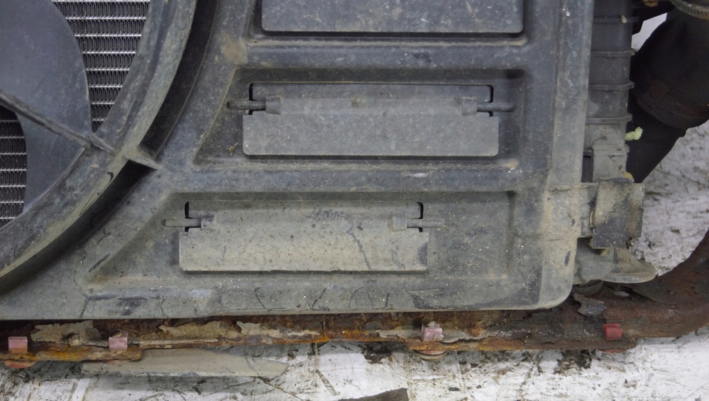 фото №15, Pas передній радіатор ford focus mk3 2.0tdci