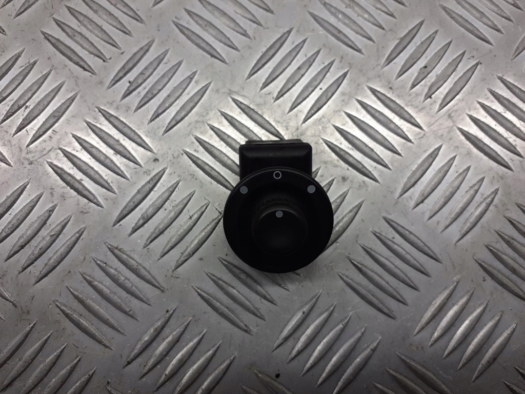 фото №2, Кнопка регулировки зеркал renault clio iii