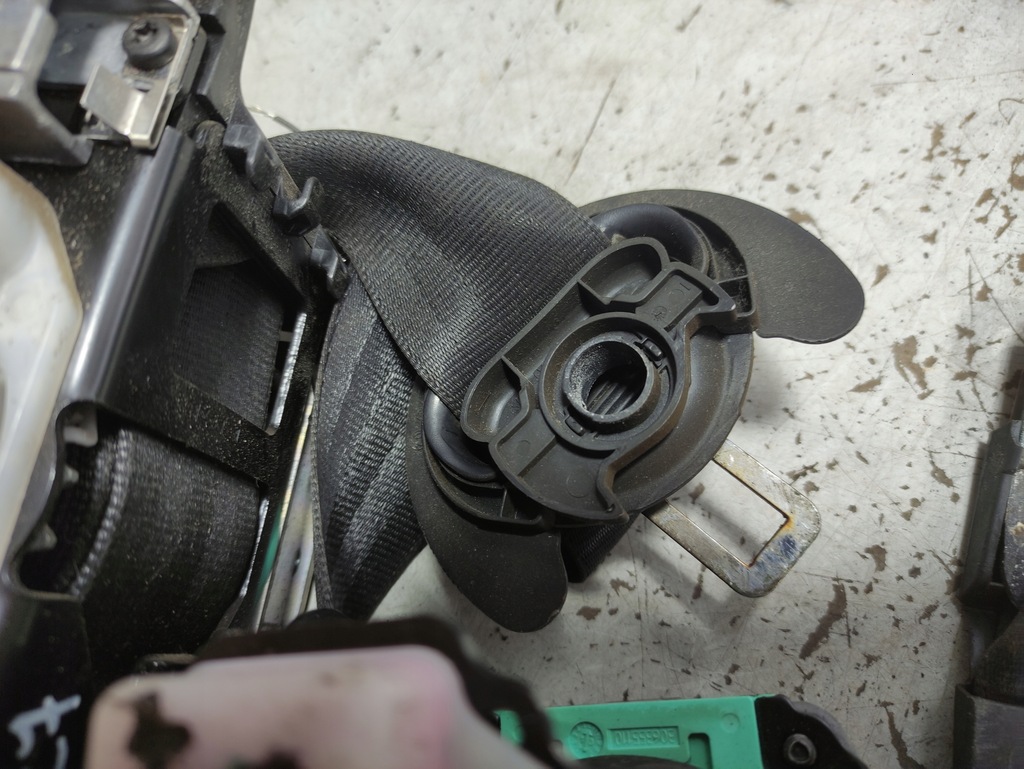 фото №6, Audi a6 c7 pas безопасности ремни левый правый перед передние