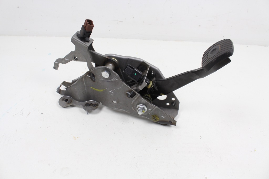 фото №1, Педаль тормоза nissan e-nv200