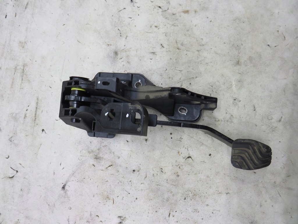 фото №1, Педаль тормоза renault clio v