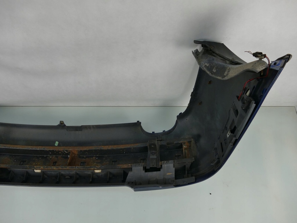 фото №13, Volvo v40 i kombi 2.0 t бампер задняя 325-22