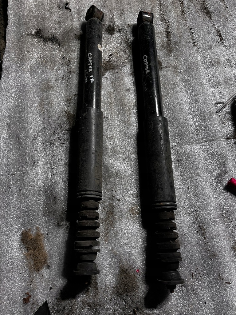 фото №1, 61 renault captur i амортизатор задній задня 562105955r