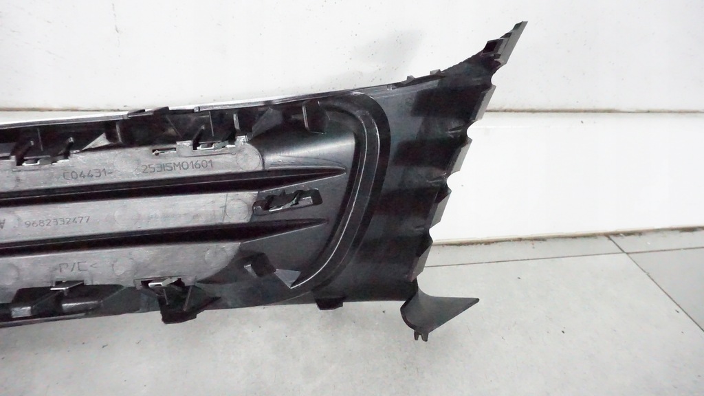 фото №7, Citroen c3 picasso 08-12 решётка бампера левая 9682332477