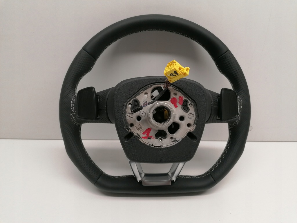 фото №12, Audi q7 q8 4m s-line воздуховод кожаный оригинал