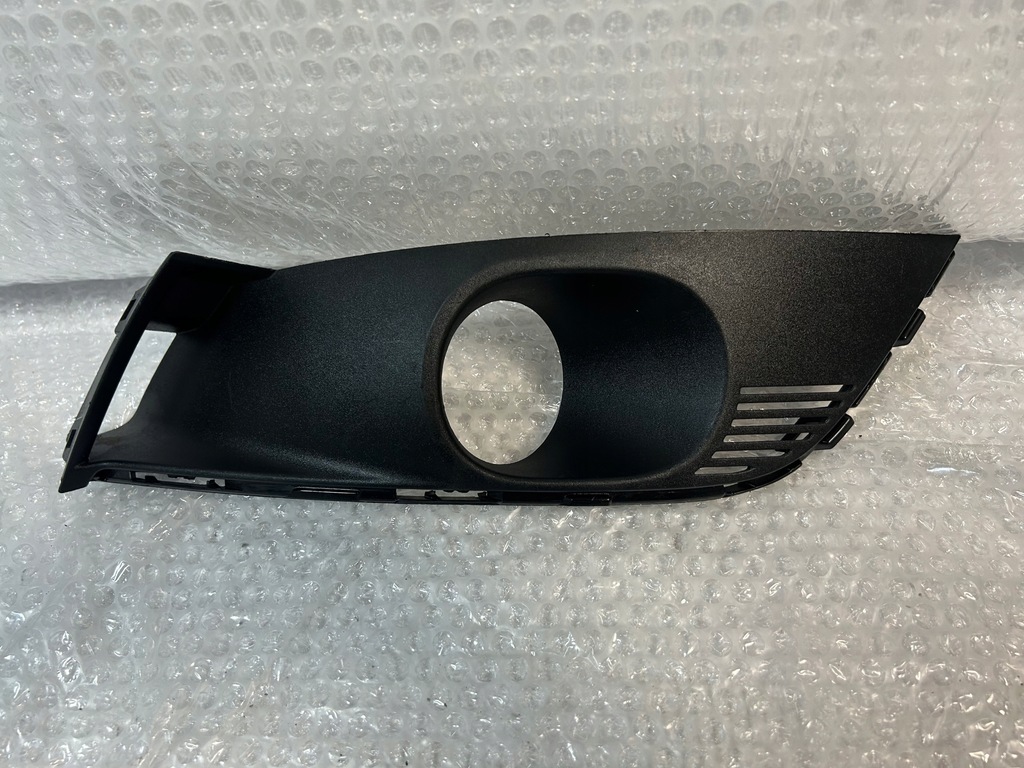 фото №1, Renault megane iv правая решётка перед