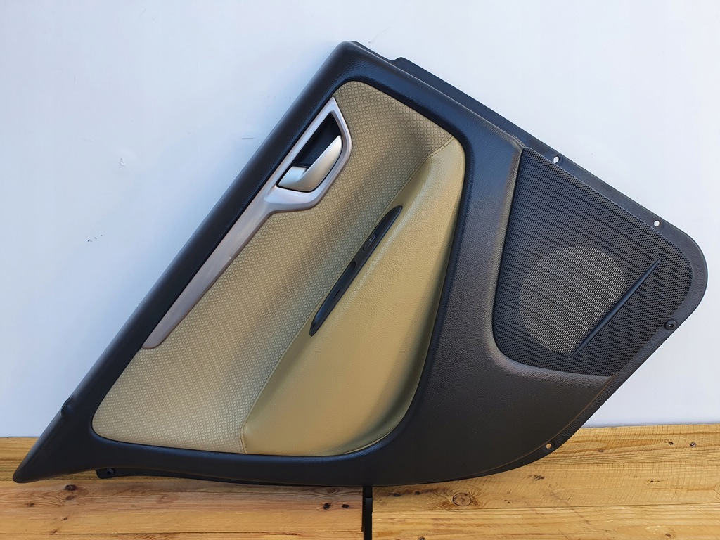 фото №1, Volvo s60 задний задний обшивка дверь левый задняя europa