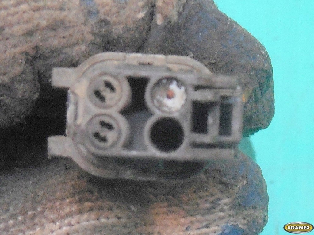 фото №5, Nissan terrano ii 2.4 97r - датчик оливи