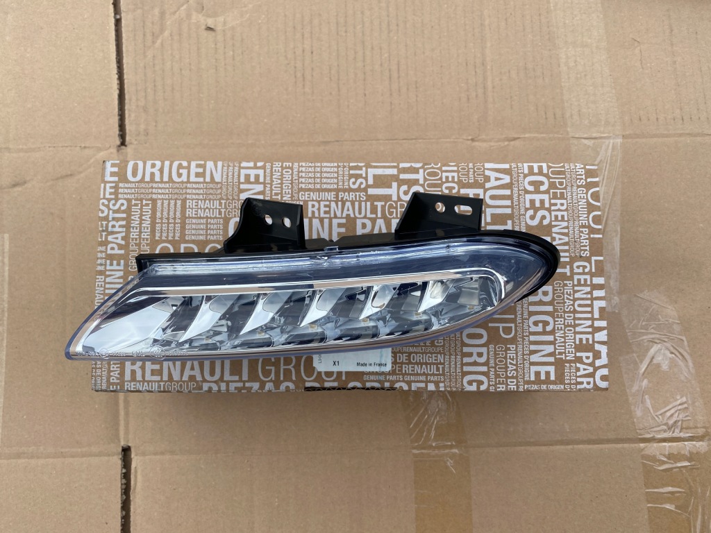 фото №1, Renault scenic iii lift лампа движение dziennej led